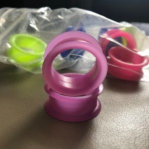 Lot of 4 1" (26mm) Silicone Plugs Tunnels